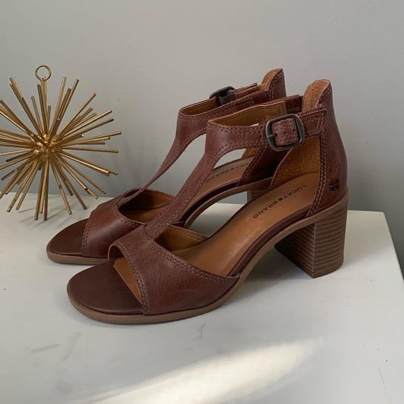 Lucky Brand Sabeni Brown Suede Heels with Chunky Block Heel - Picture 1 of 16